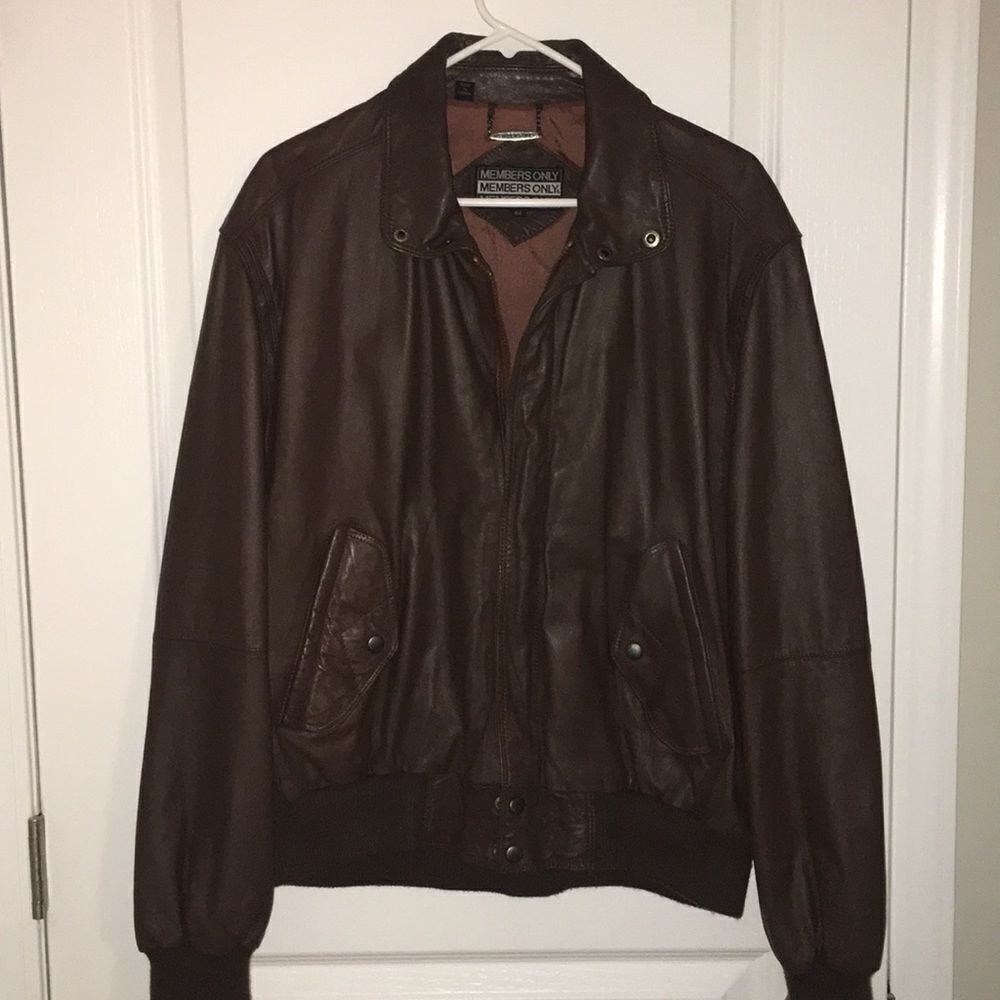 Vintage Members Only Dark Brown Leather Bomber Pilot Jacket Coat 44 Mens Large